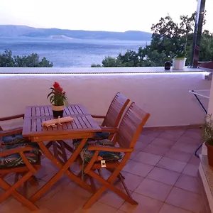  Apartment Sea Side 4* Kroatien